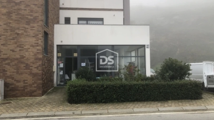 Loja para Venda em Tabuaço