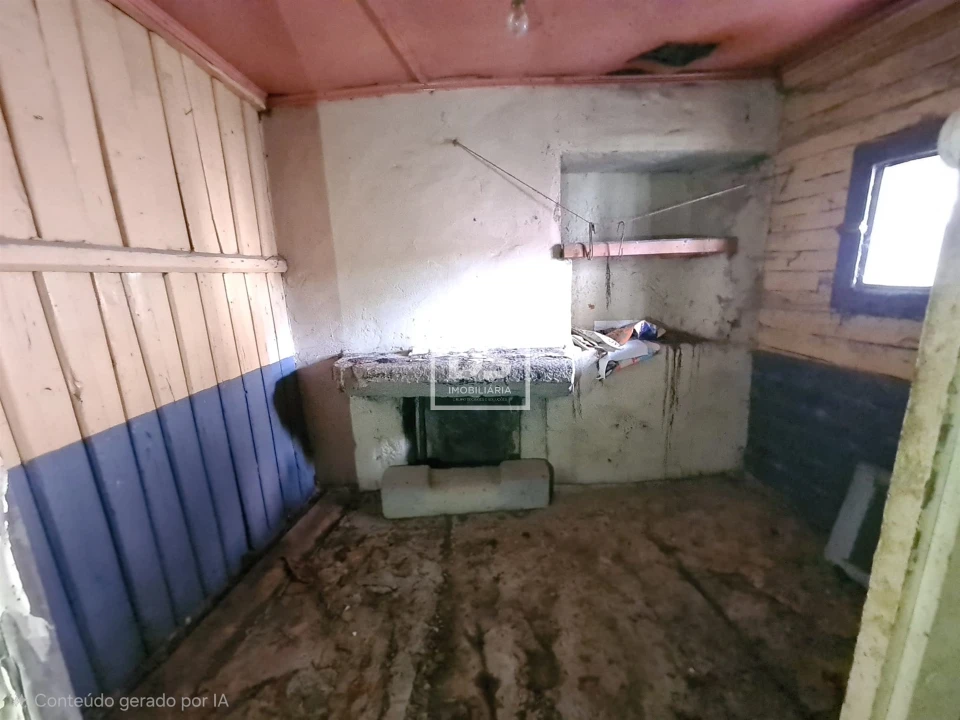 Moradia T5 para Venda em Aricera e Goujoim Foto 2