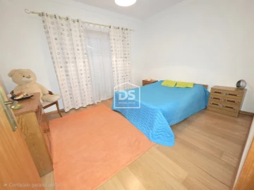 Moradia T3 para Venda em Barcos e Santa Leocádia