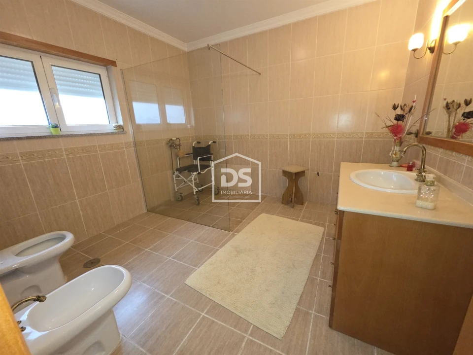 Moradia T3 para Venda em Barcos e Santa Leocádia Foto 15