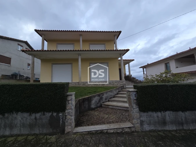 Moradia T3 para Venda em Barcos e Santa Leocádia Foto 25