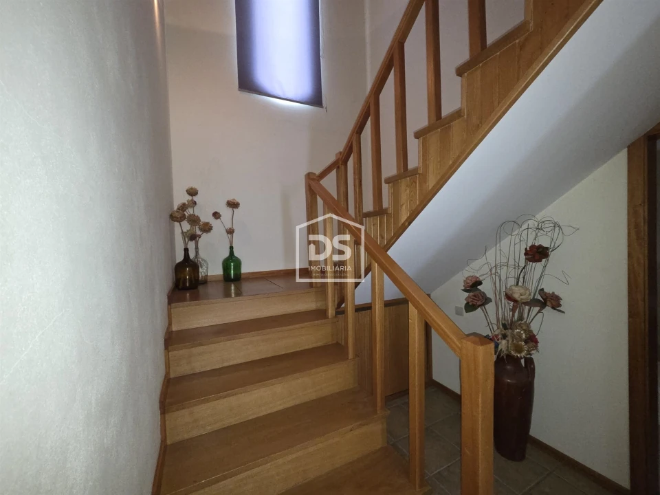 Moradia T3 para Venda em Barcos e Santa Leocádia Foto 39