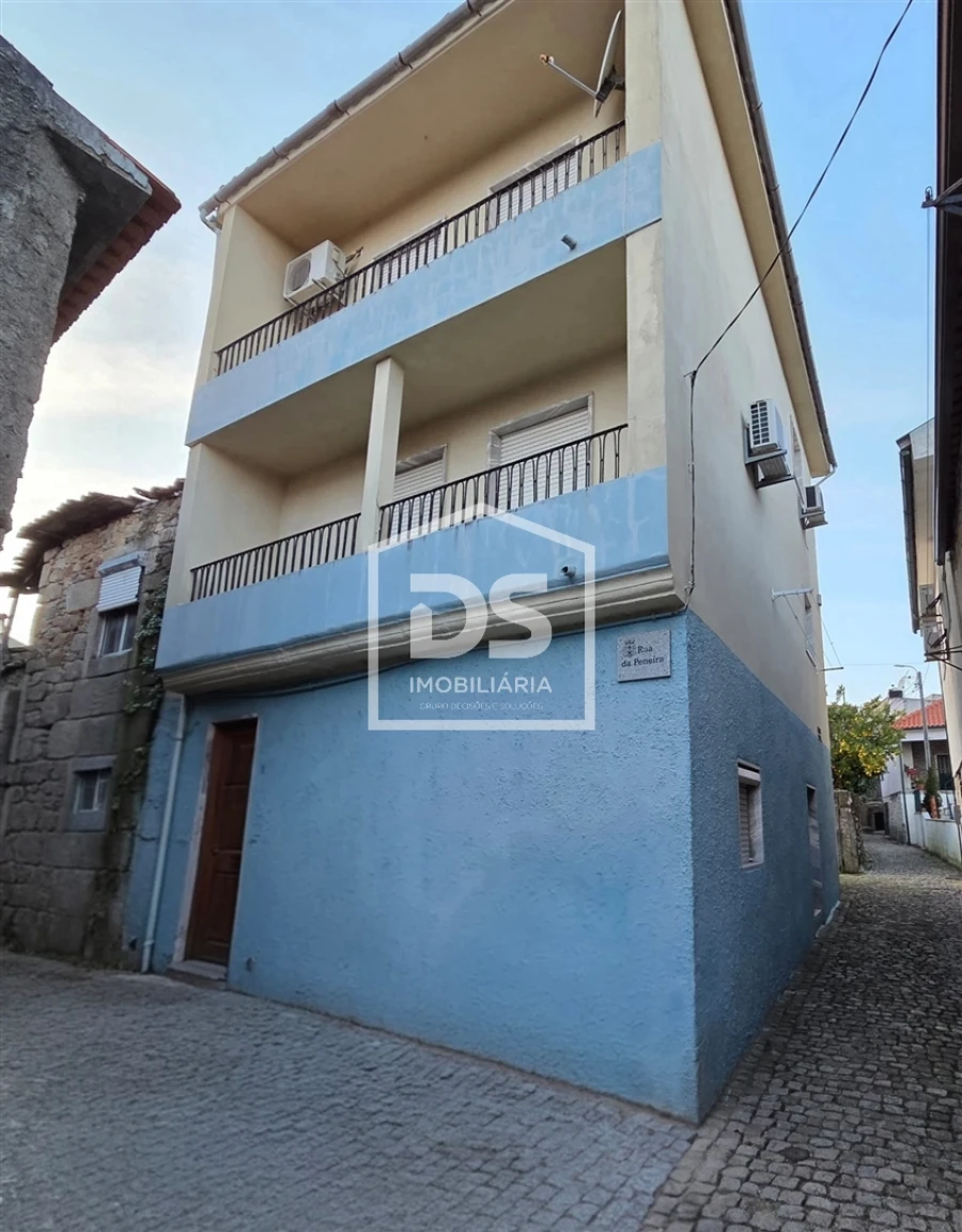 Moradia T3 para Venda em Aricera e Goujoim Foto 12