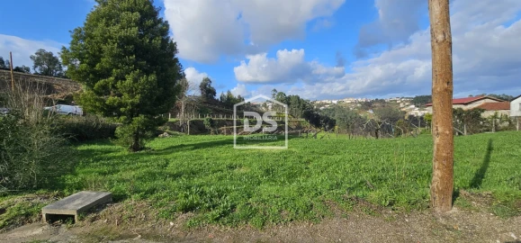 Terreno para Venda em Freixo de Cima e de Baixo