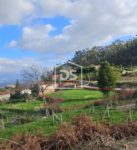 Terreno para Venda em Freixo de Cima e de Baixo