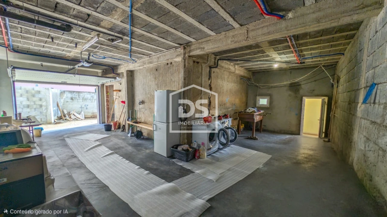 Moradia T3 para Venda em Guiães Foto 42