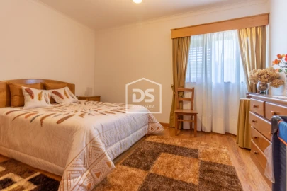 Moradia T3 para Venda em Freixo de Cima e de Baixo