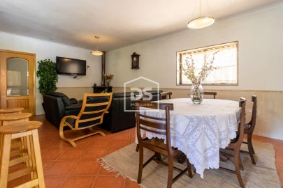 Moradia T3 para Venda em Freixo de Cima e de Baixo