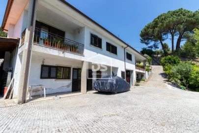 Moradia T3 para Venda em Freixo de Cima e de Baixo