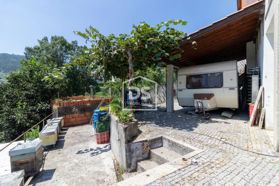 Moradia T3 para Venda em Freixo de Cima e de Baixo Foto 36