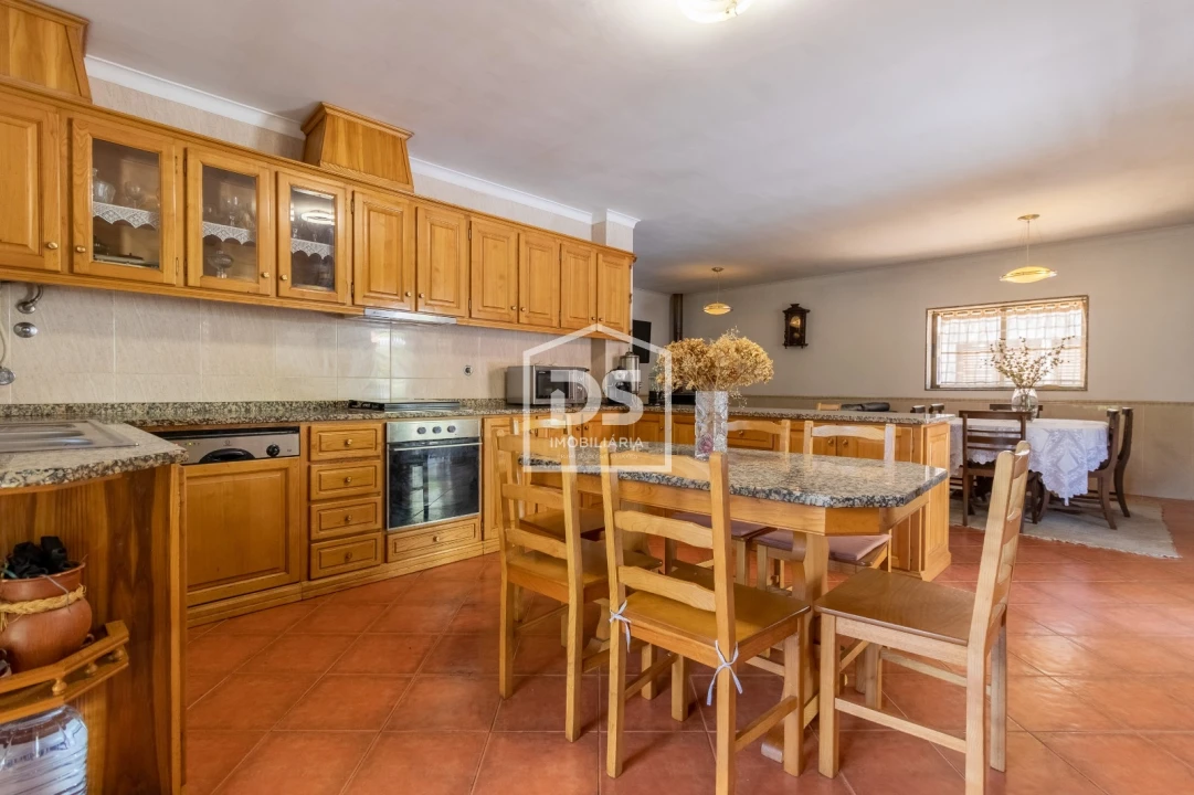 Moradia T3 para Venda em Freixo de Cima e de Baixo Foto 15