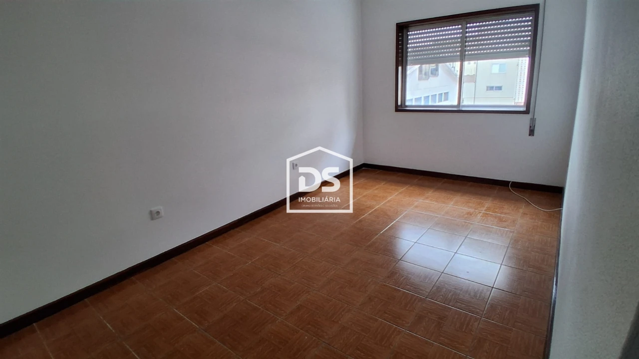 Apartamento T3 para Venda em Rio Tinto Foto 21