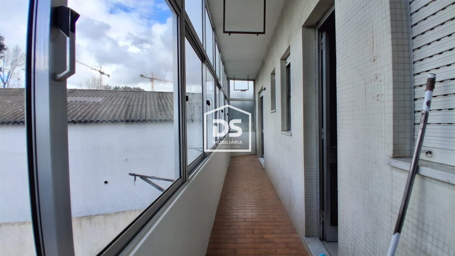 Apartamento T3 para Venda em Rio Tinto Foto 3