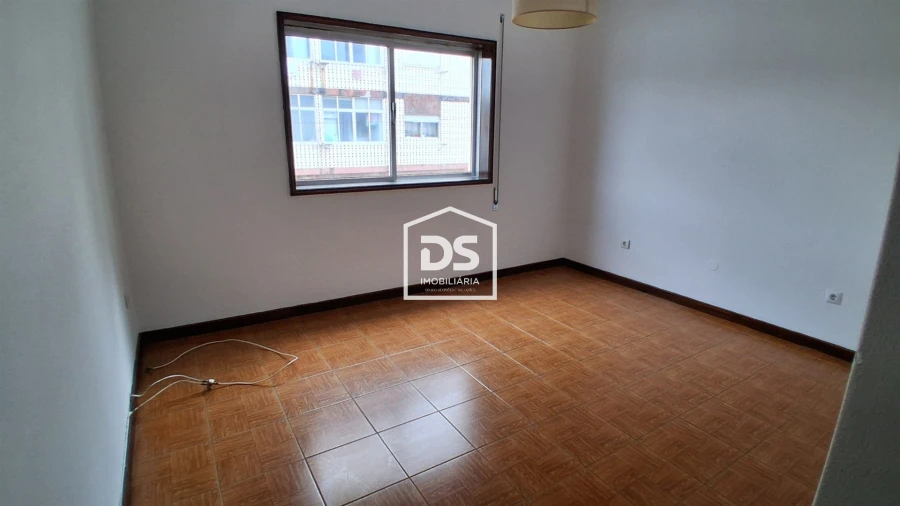 Apartamento T3 para Venda em Rio Tinto Foto 5