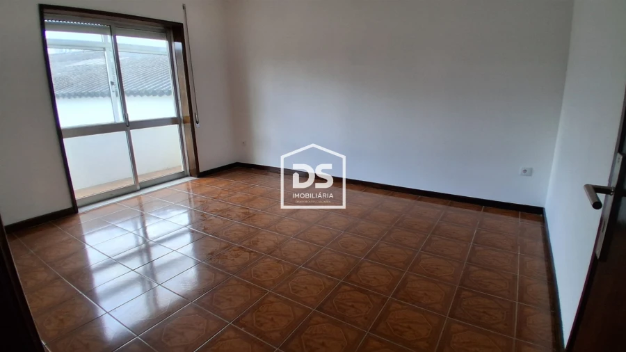 Apartamento T3 para Venda em Rio Tinto Foto 17