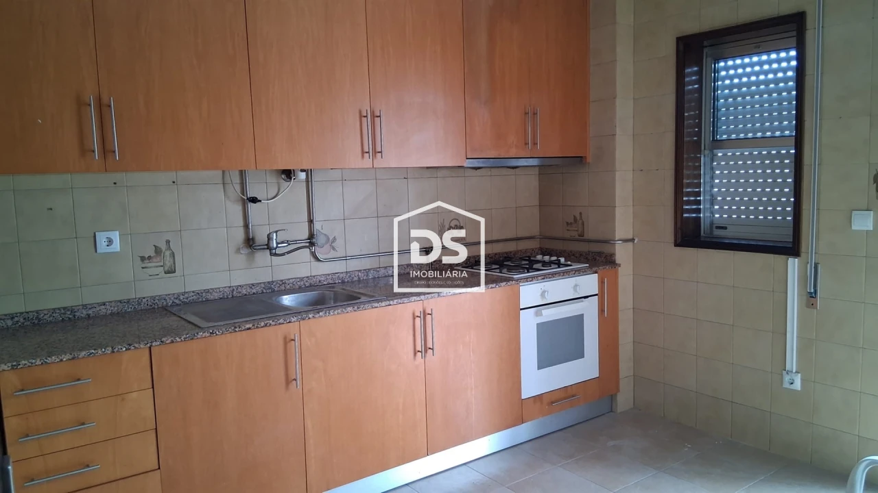 Apartamento T3 para Venda em Rio Tinto Foto 22