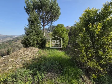 Moradia T2 para Venda em Moura Morta e Vinhós