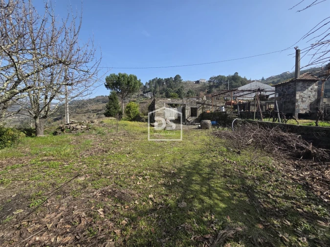 Moradia T2 para Venda em Moura Morta e Vinhós Foto 18