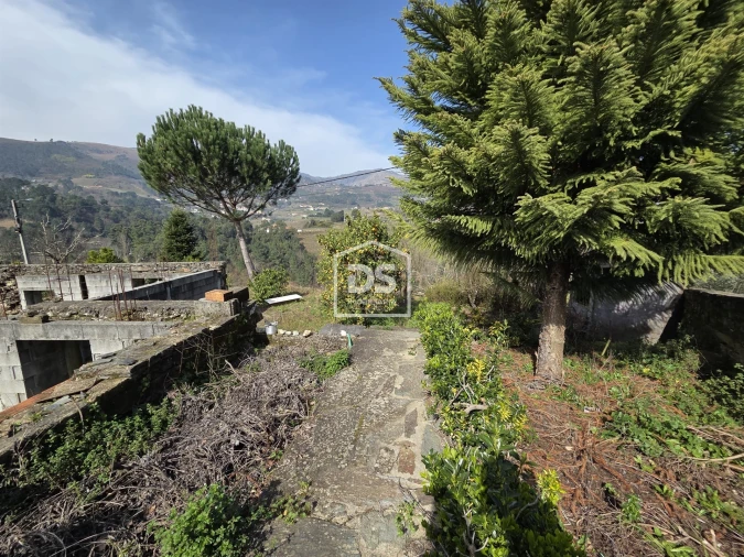 Moradia T2 para Venda em Moura Morta e Vinhós Foto 12