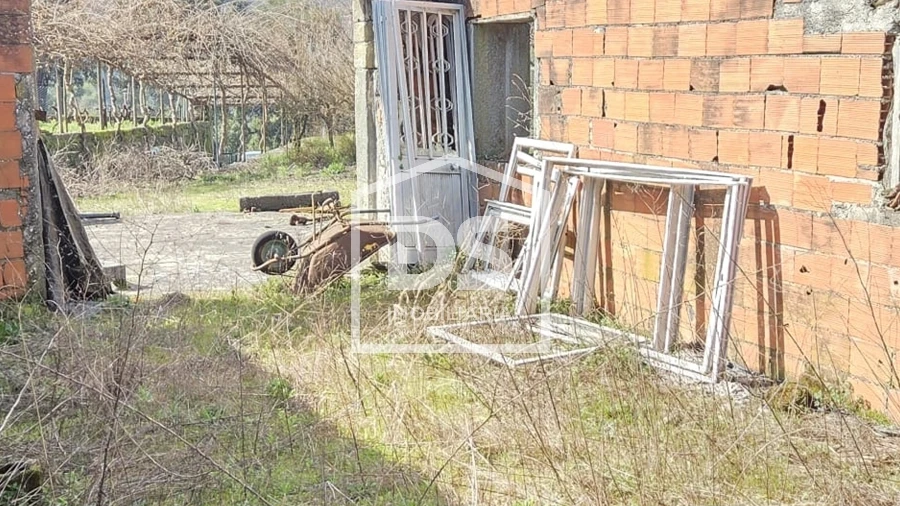 Moradia T2 para Venda em Moura Morta e Vinhós