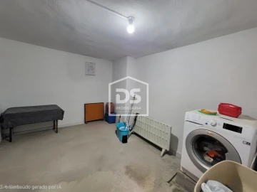 Moradia T2 para Venda em Aricera e Goujoim