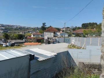 Terreno para Venda em Figueiró (Santiago e Santa Cristina)