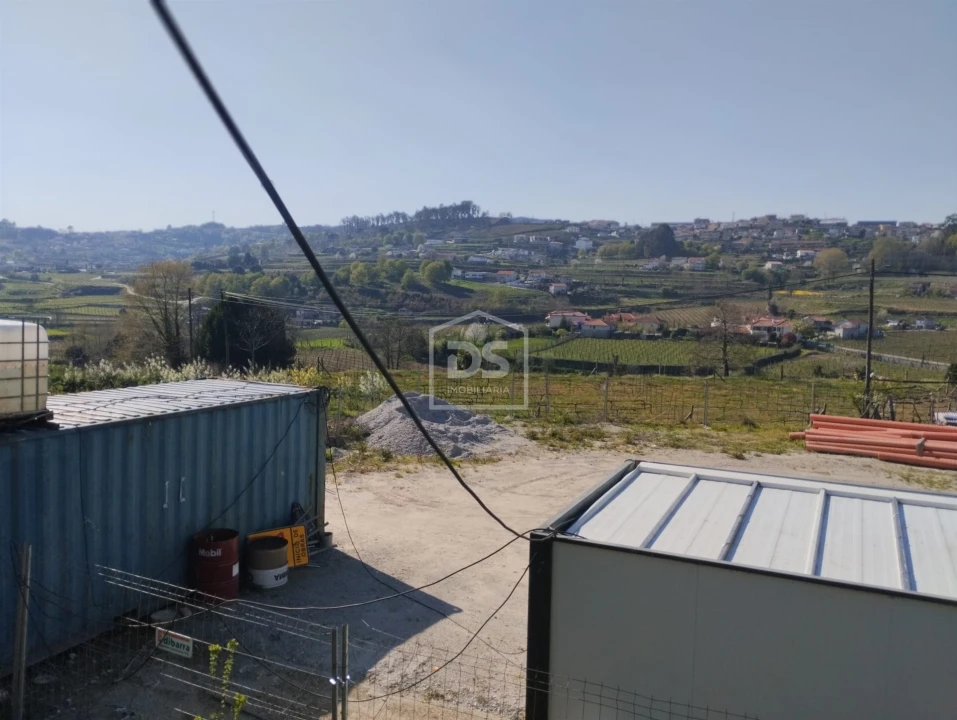Terreno para Venda em Figueiró (Santiago e Santa Cristina) Foto 1