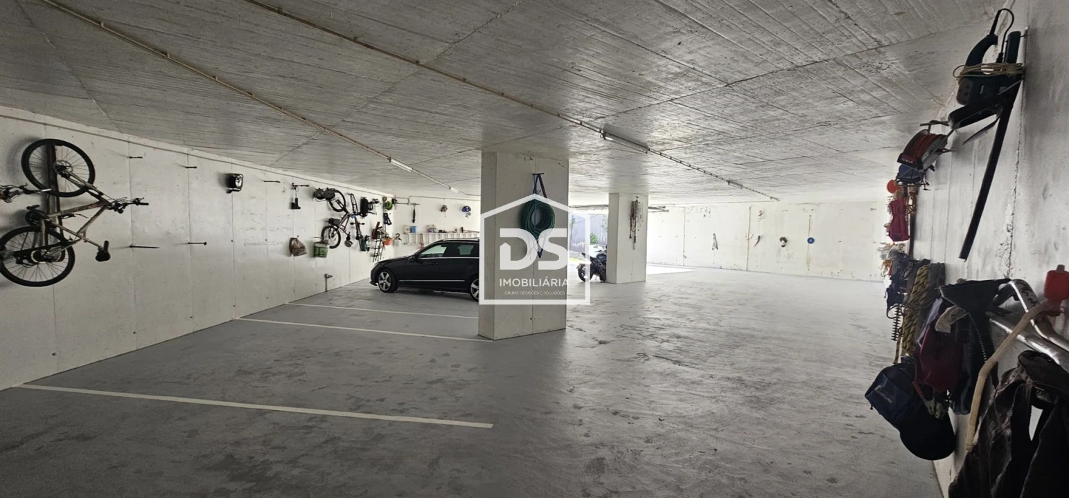 Moradia T6 para Venda em Mancelos Foto 96