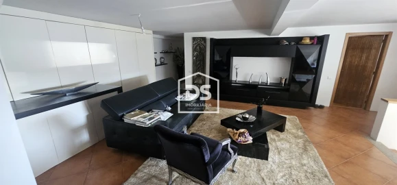 Moradia T6 para Venda em Mancelos