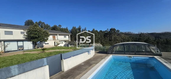 Moradia T6 para Venda em Mancelos