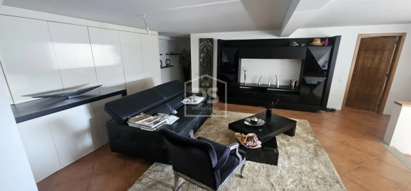 Moradia T6 para Venda em Mancelos