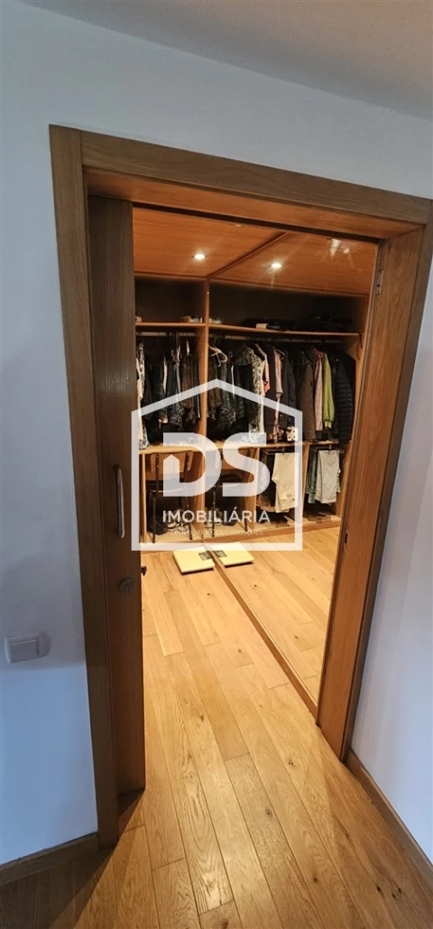 Moradia T6 para Venda em Mancelos