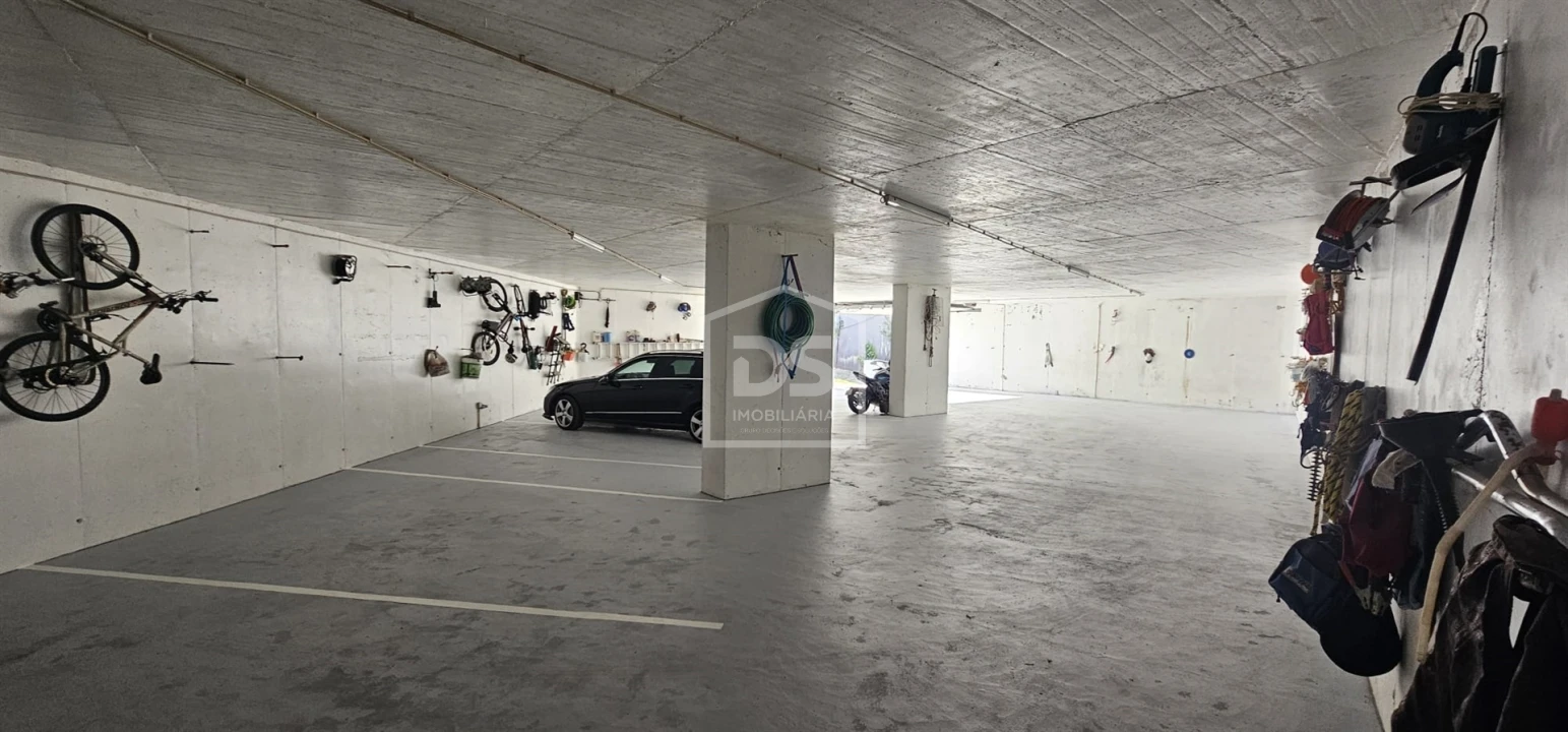 Moradia T6 para Venda em Mancelos Foto 38