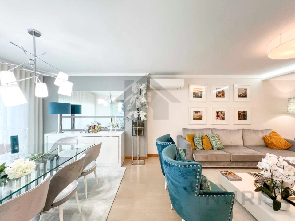 Apartamento T2 para Arrendamento em Portimão Foto 3