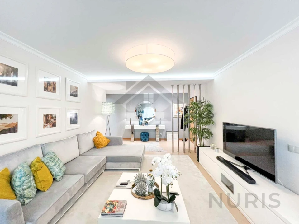 Apartamento T2 para Arrendamento em Portimão Foto 7