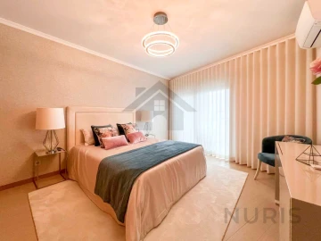 Apartamento T2 para Arrendamento em Portimão