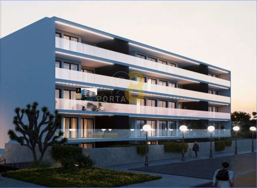 Apartamento T4 para Venda em Fânzeres e São Pedro da Cova Foto 1