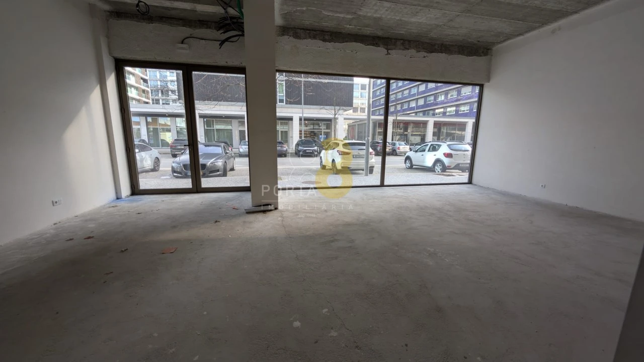 Loja para Arrendamento em Matosinhos e Leça da Palmeira Foto 1