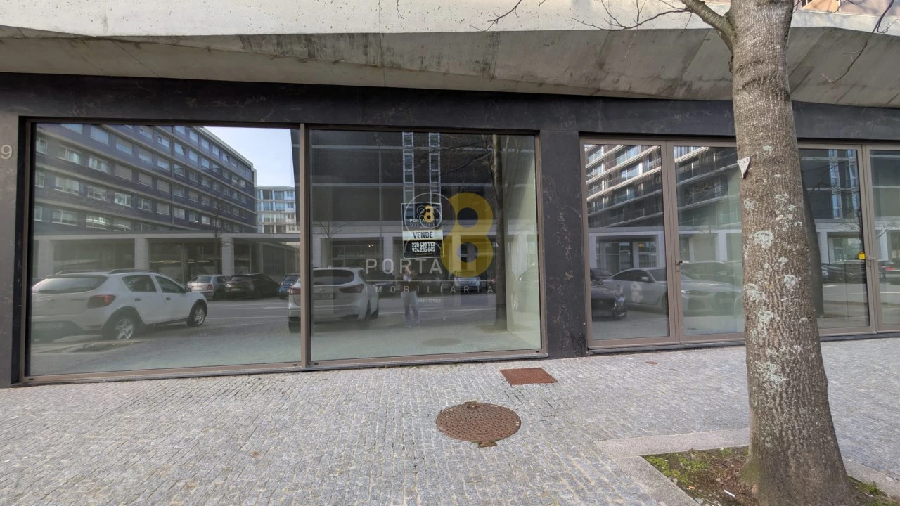 Loja para Arrendamento em Matosinhos e Leça da Palmeira Foto 14