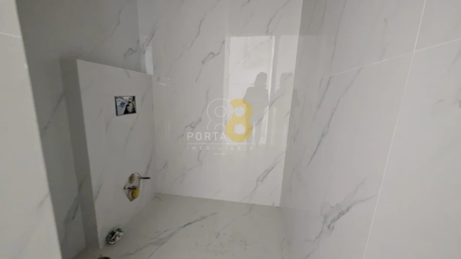 Loja para Arrendamento em Matosinhos e Leça da Palmeira Foto 10