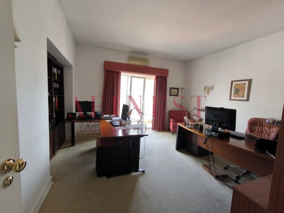 Escritório para Arrendamento em Avenidas Novas Foto 32