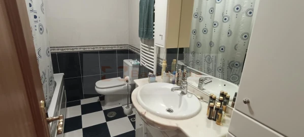 Apartamento T1 para Venda em Vialonga