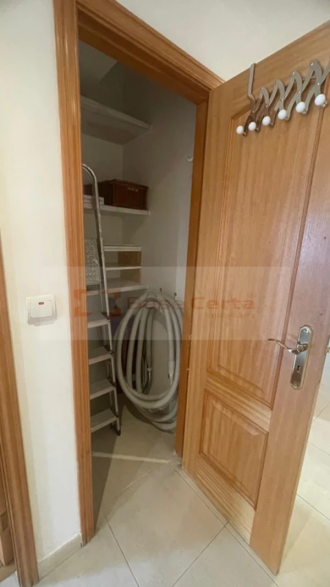 Apartamento T1 para Venda em Vialonga