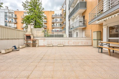 Apartamento T1 para Venda em Vialonga