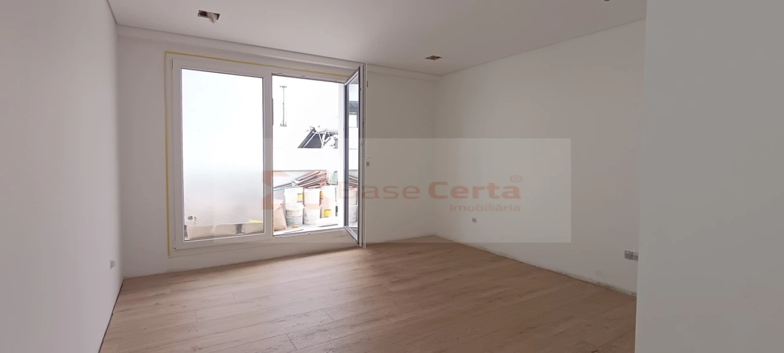 Moradia T4 para Venda em Pontinha e Famões Foto 31