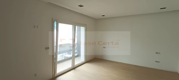 Moradia T4 para Venda em Pontinha e Famões