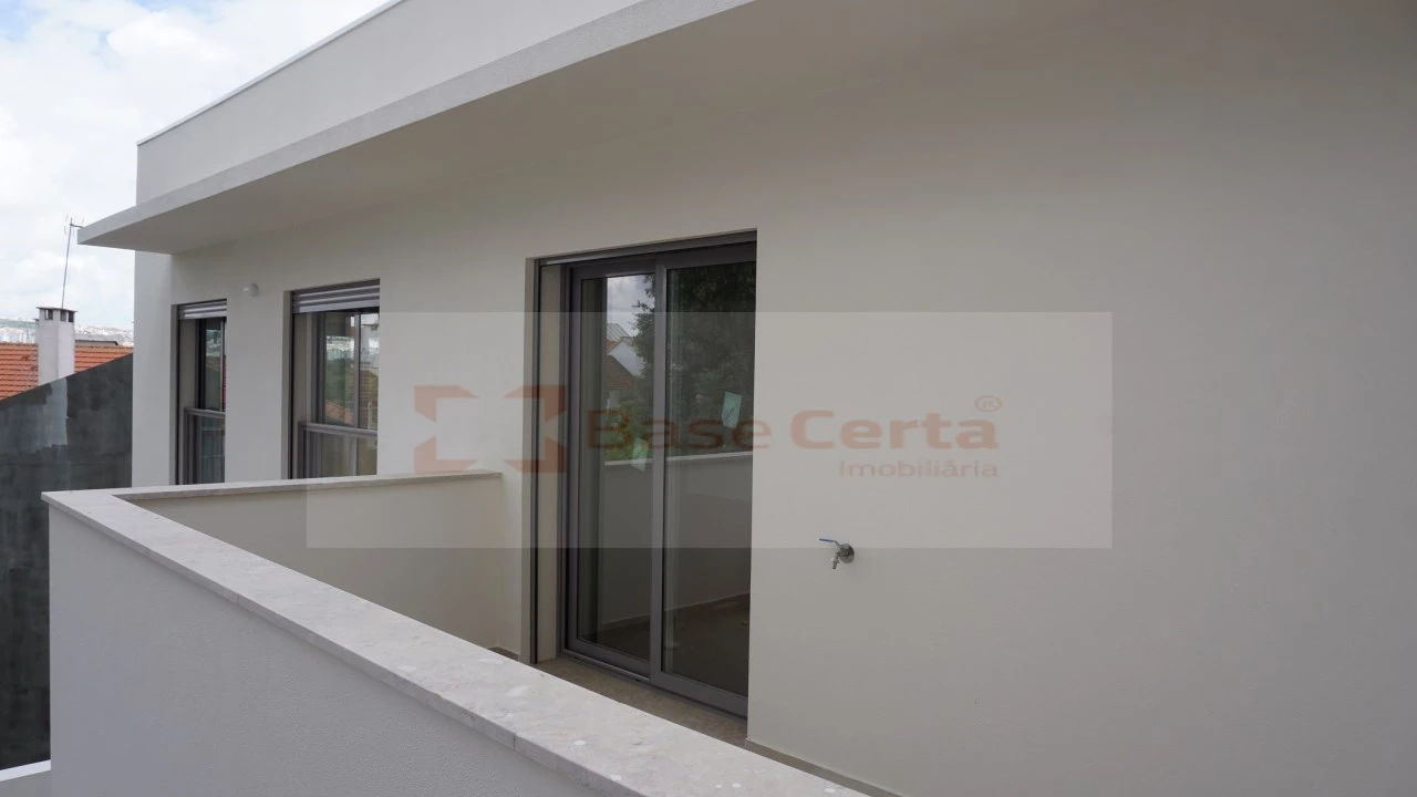 Apartamento T3 para Venda em Santa Clara Foto 26