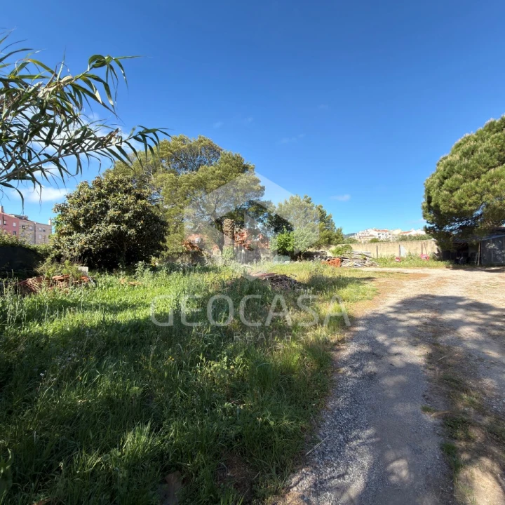 Terreno para Venda em Algueirão-Mem Martins Foto 7