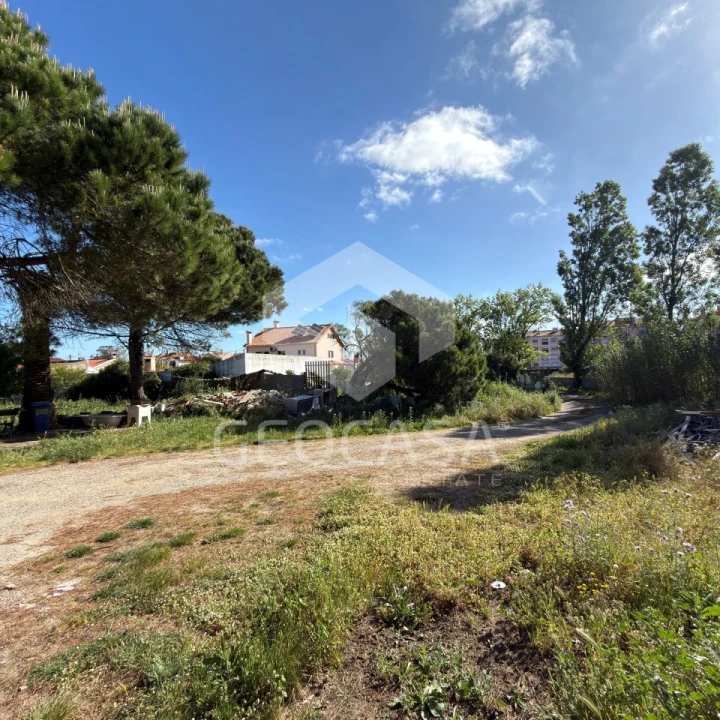 Terreno para Venda em Algueirão-Mem Martins Foto 8