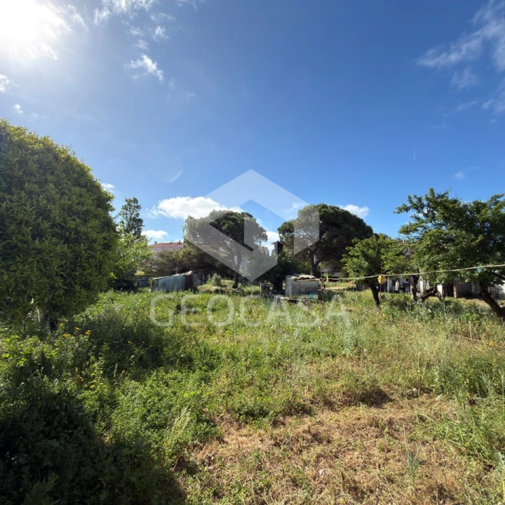 Terreno para Venda em Algueirão-Mem Martins Foto 16
